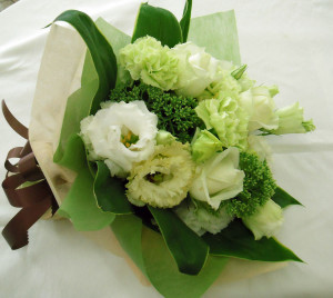 ホワイト・グリーン系花束